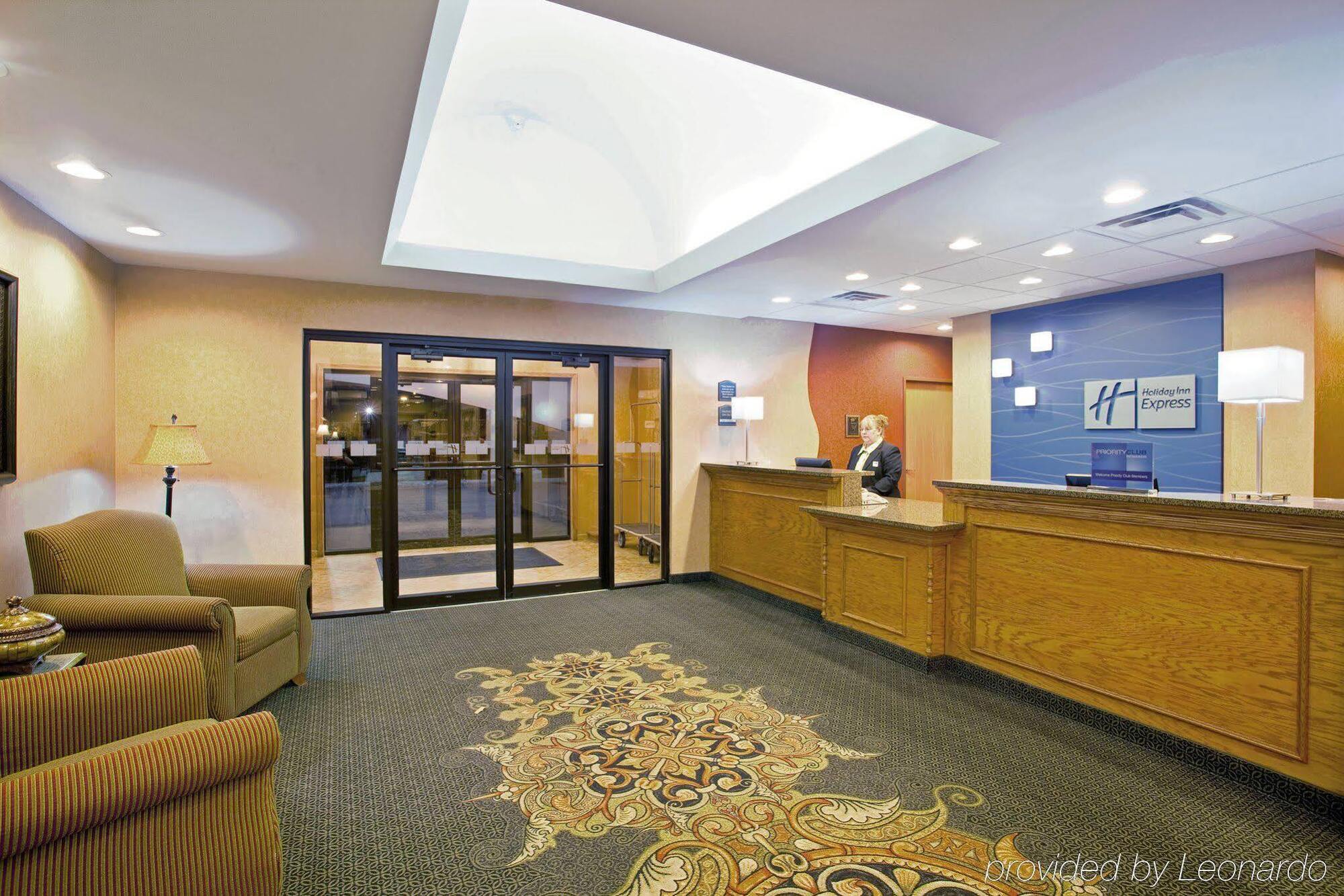 Holiday Inn Express Rochelle By Ihg Esterno foto